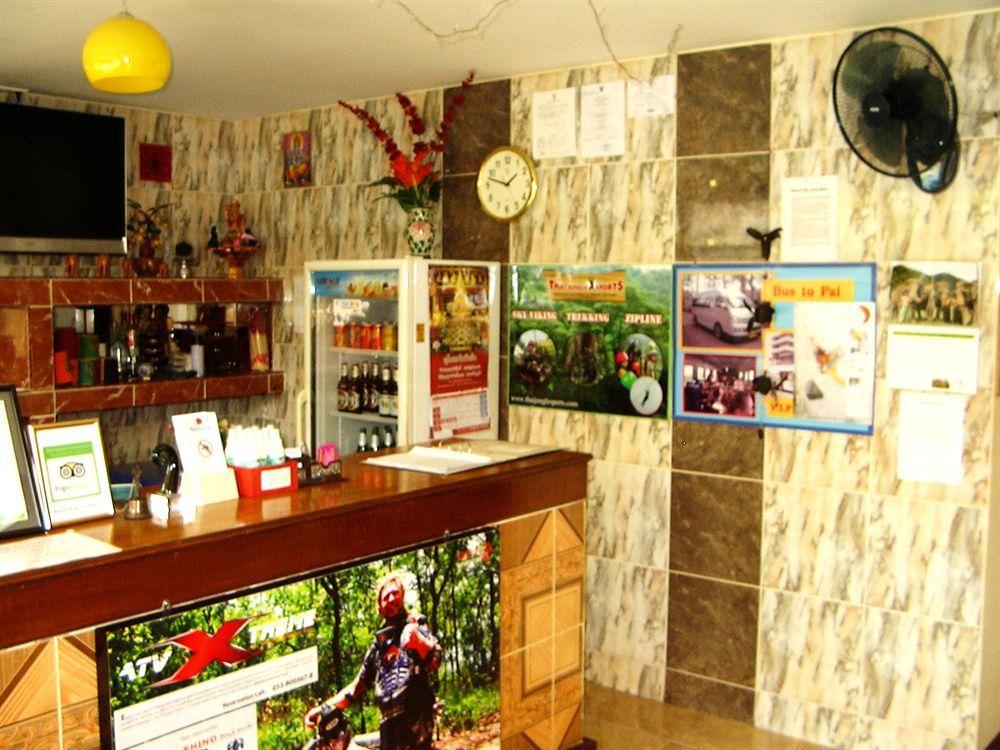 Hotel The Britannia à Chiang Mai Extérieur photo