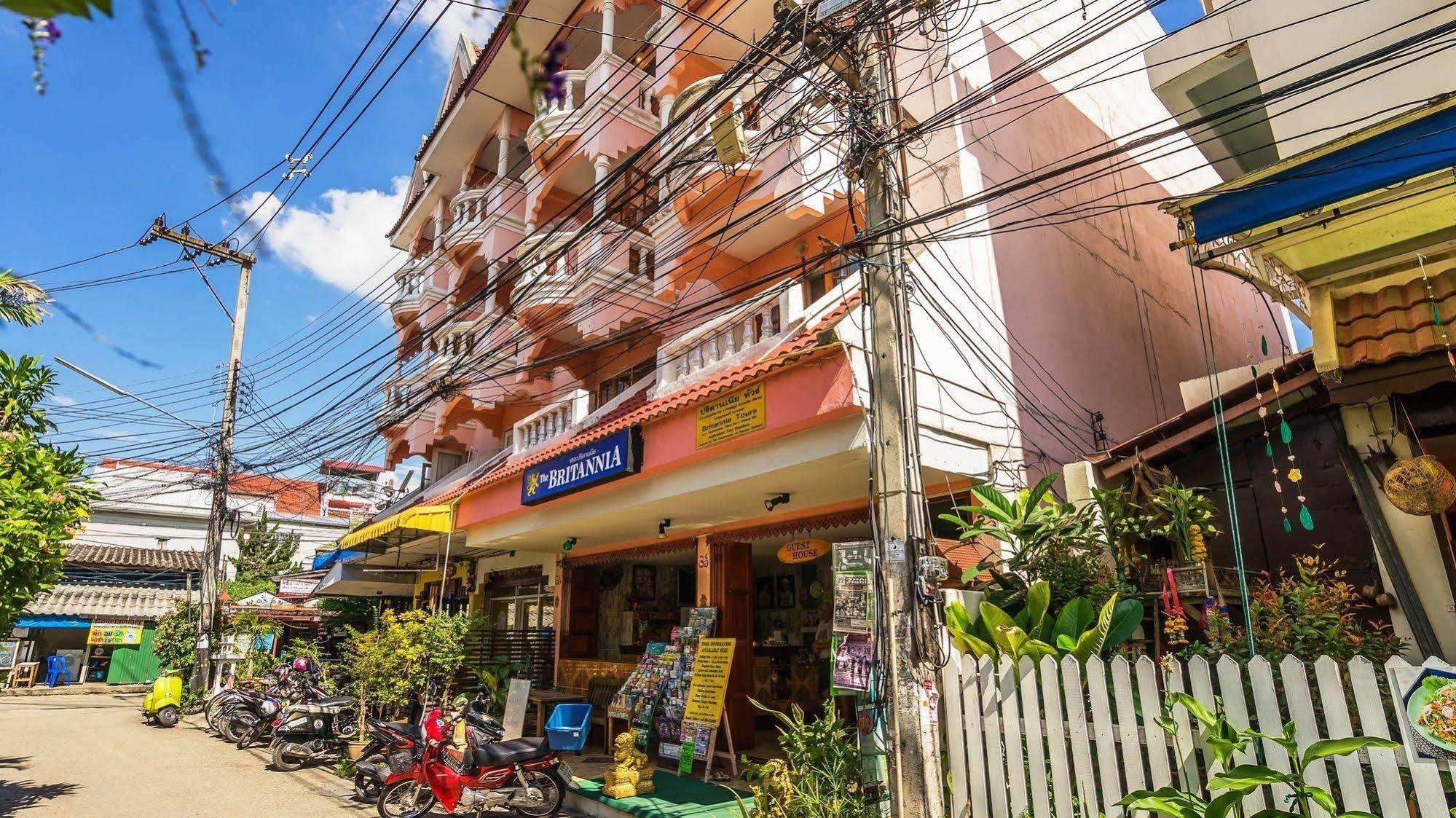 Hotel The Britannia à Chiang Mai Extérieur photo